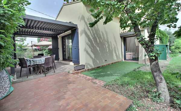 House Avenue Albert Einstein in Montpellier