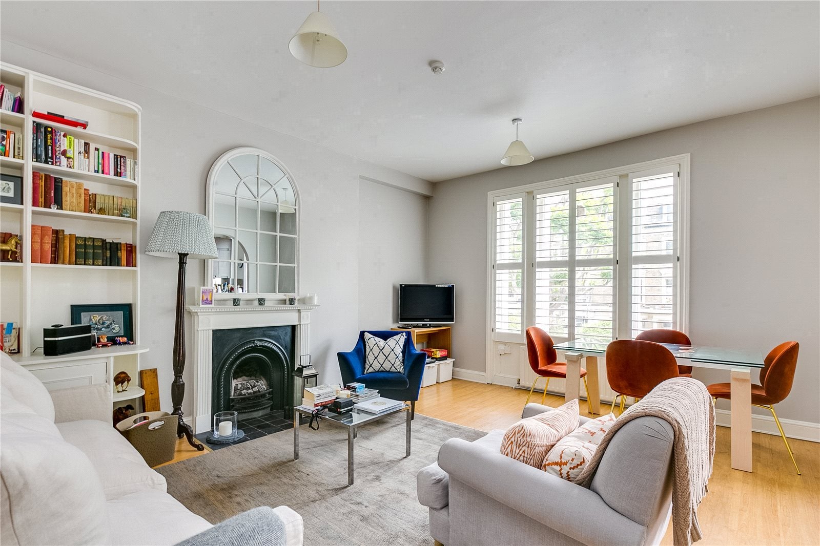 Flat Elsham Road in Greater London