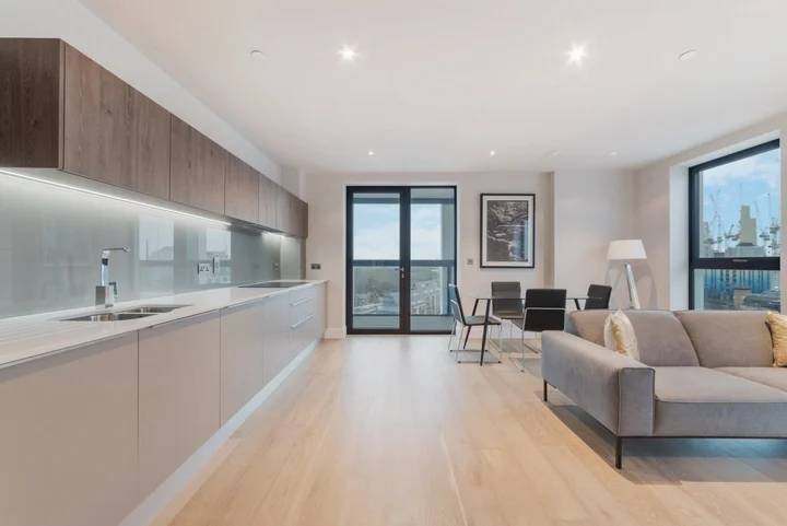 Flat Wandsworth Road in Greater London