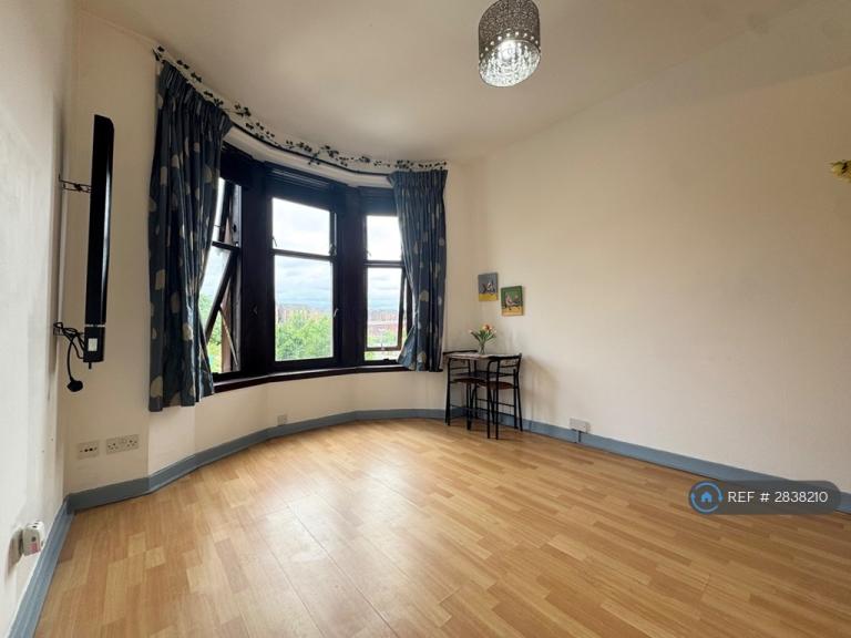 Flat Killearn Street in Glasgow