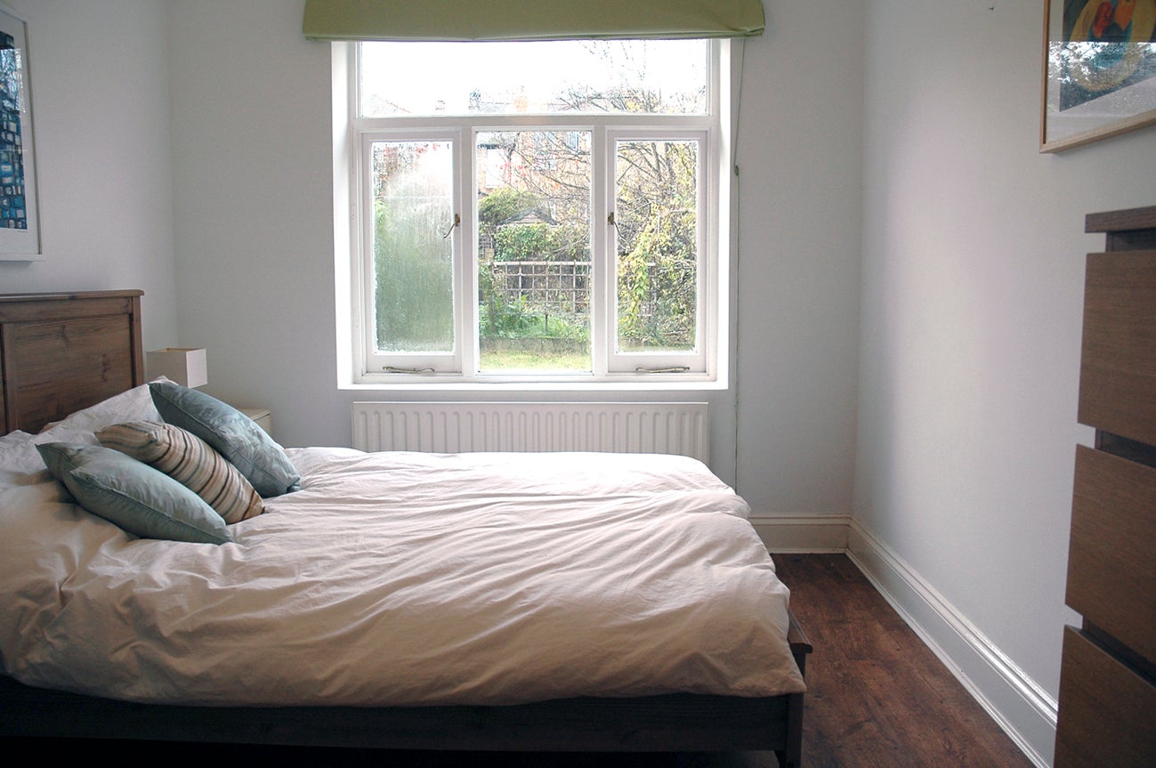 Flat Wellmeadow Road in Greater London
