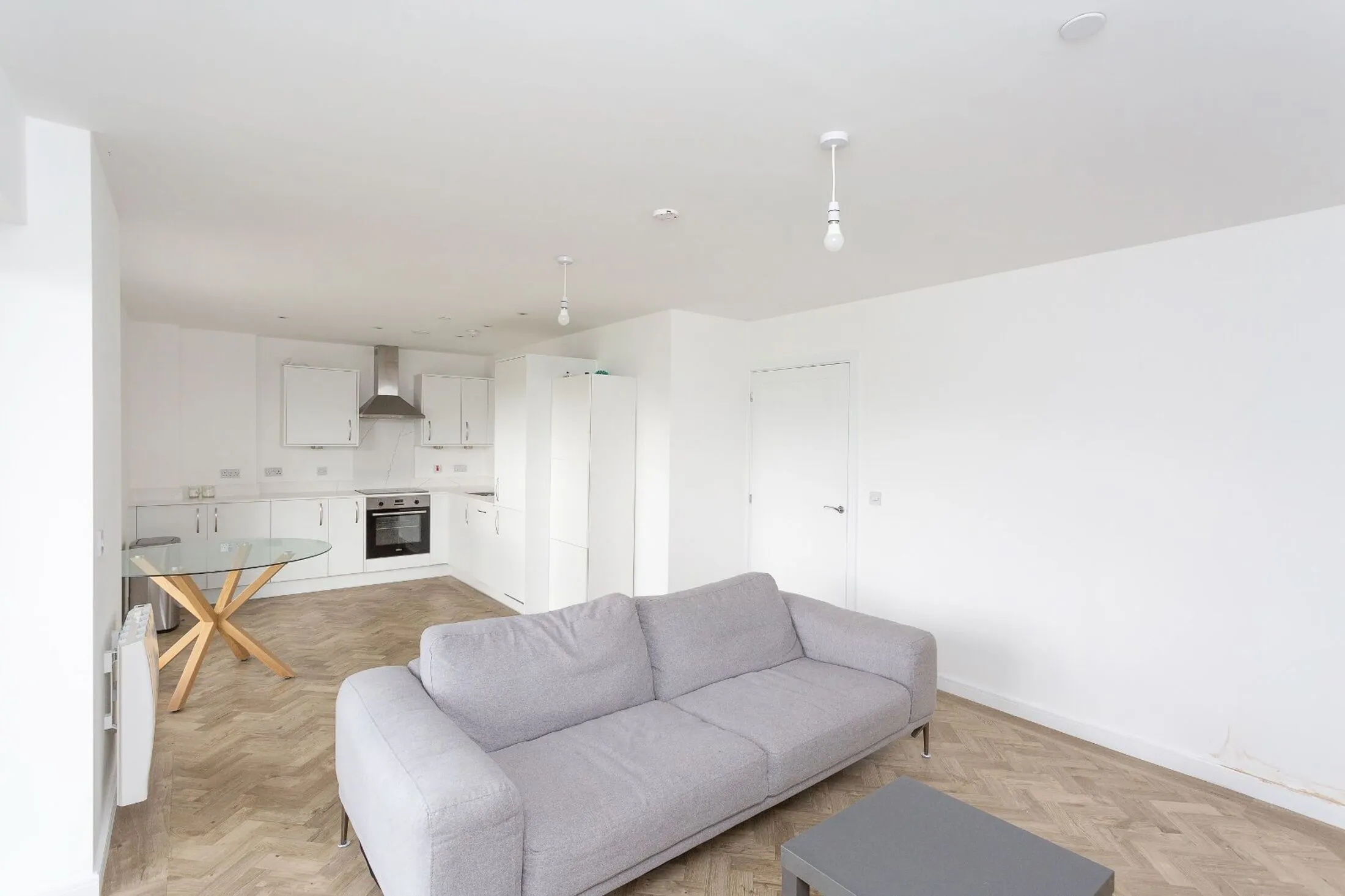 Flat Vicarage Road in Watford