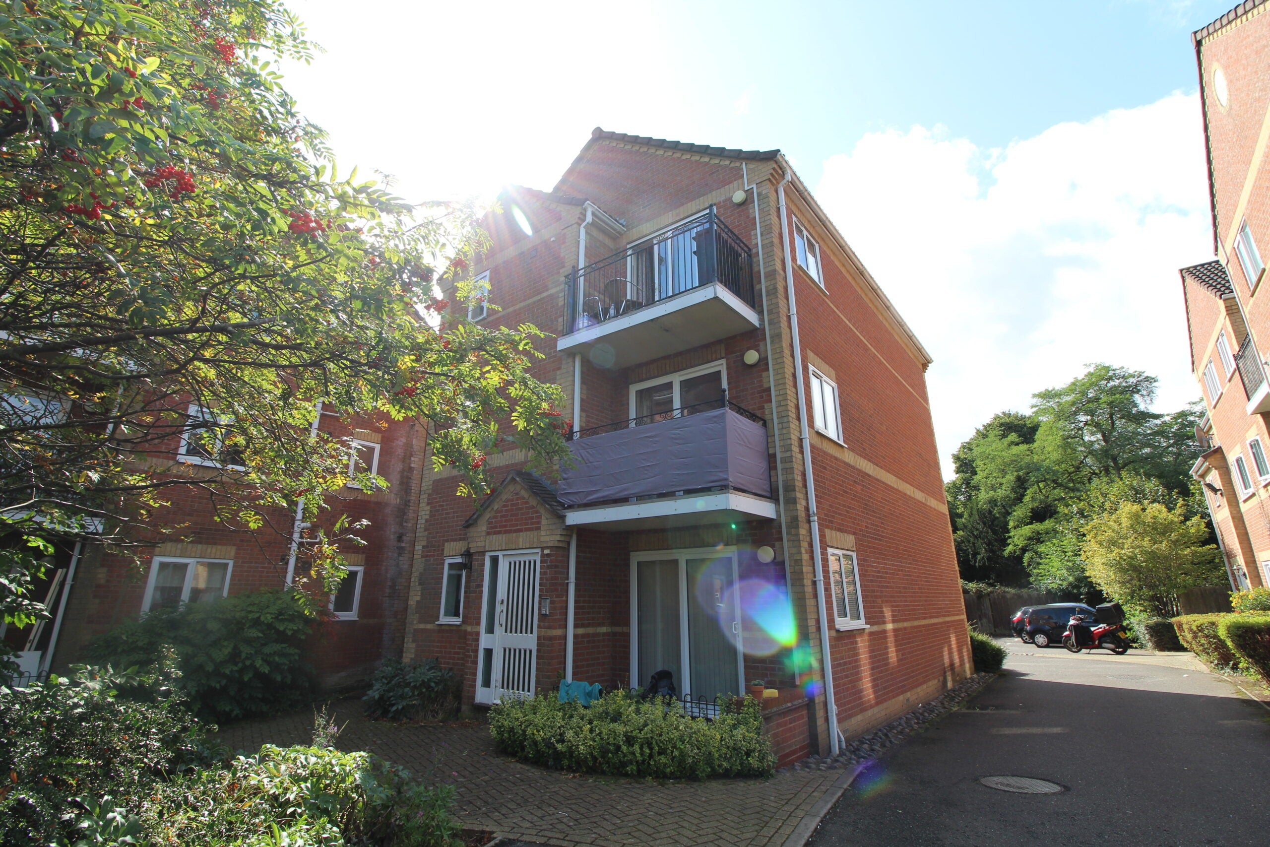 Flat Oaklands in Peterborough