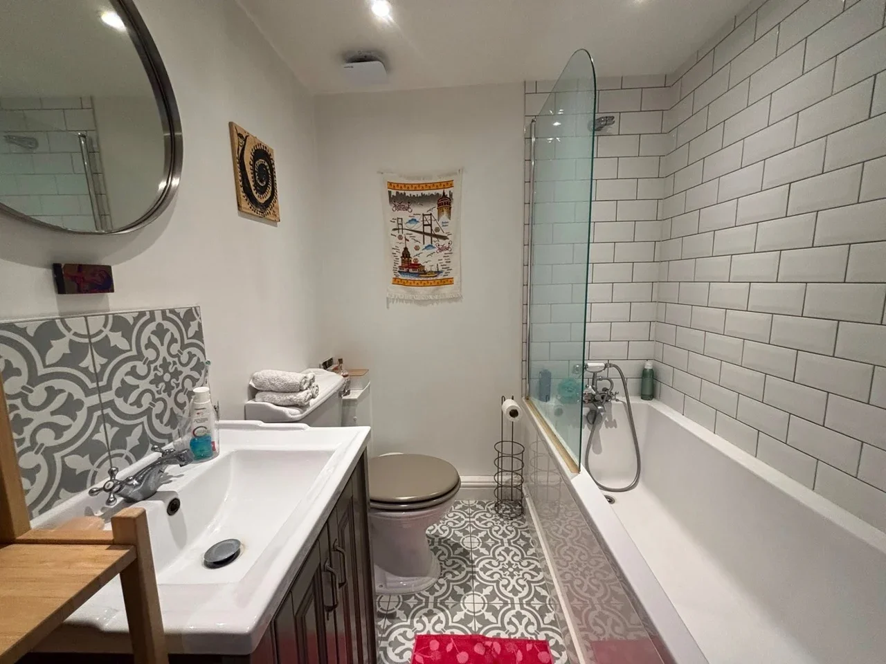 Flat Gosset Street in Greater London