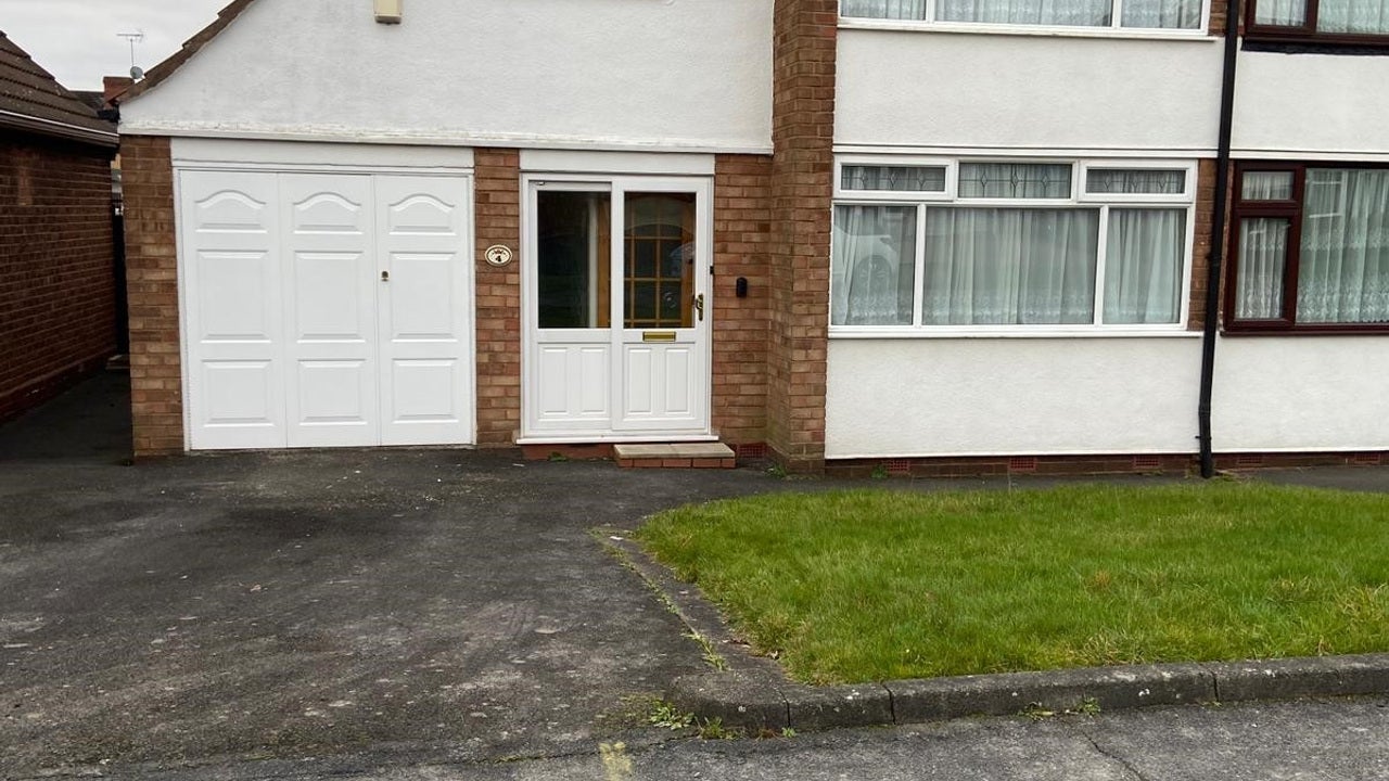 House Faraday Avenue in Birmingham