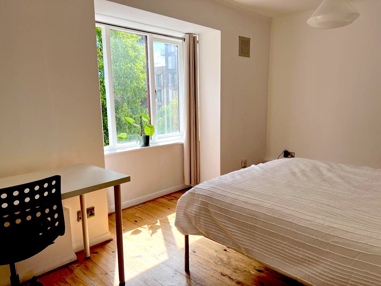 Flat Clarissa Street in Greater London