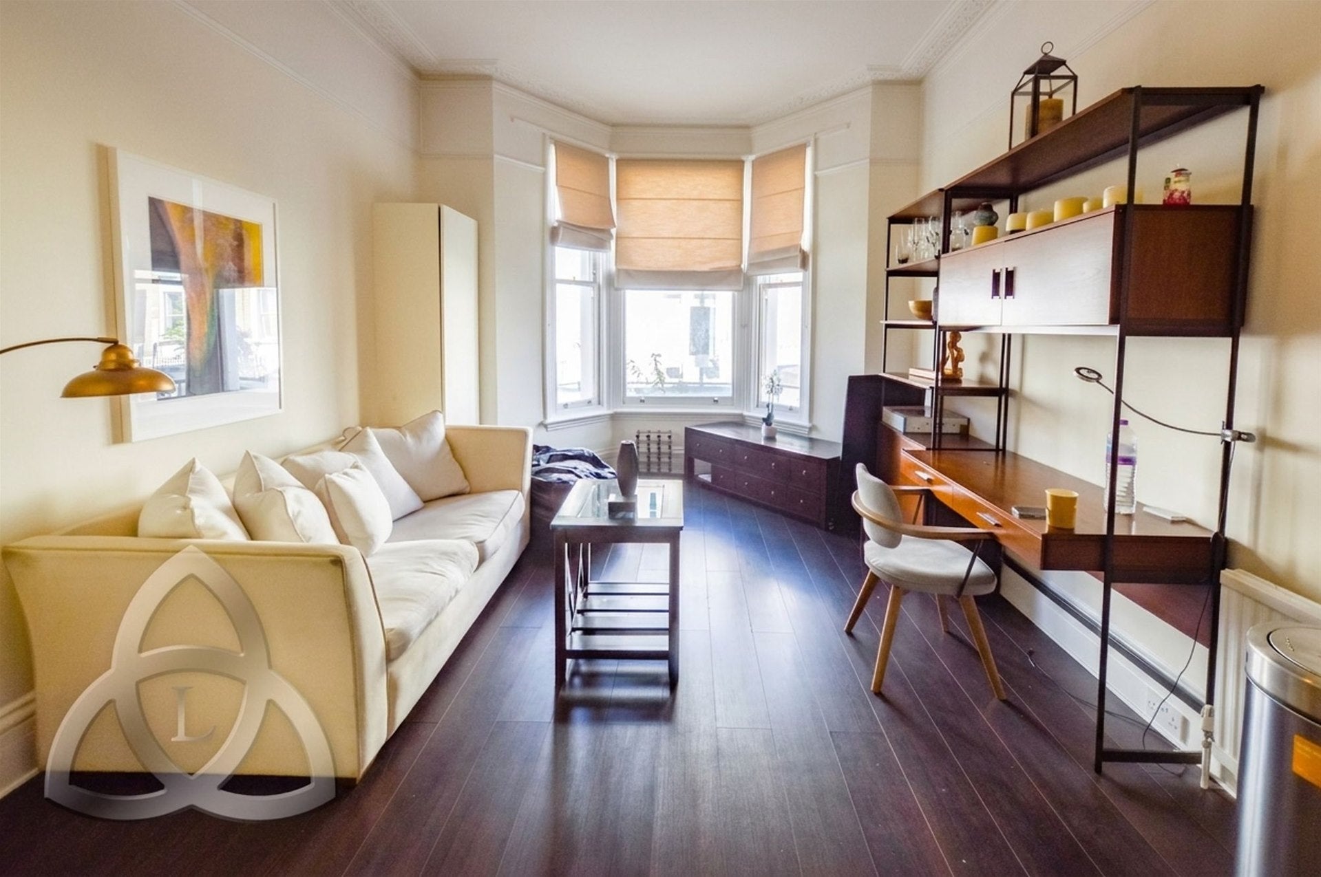 Flat Ongar Road in Greater London