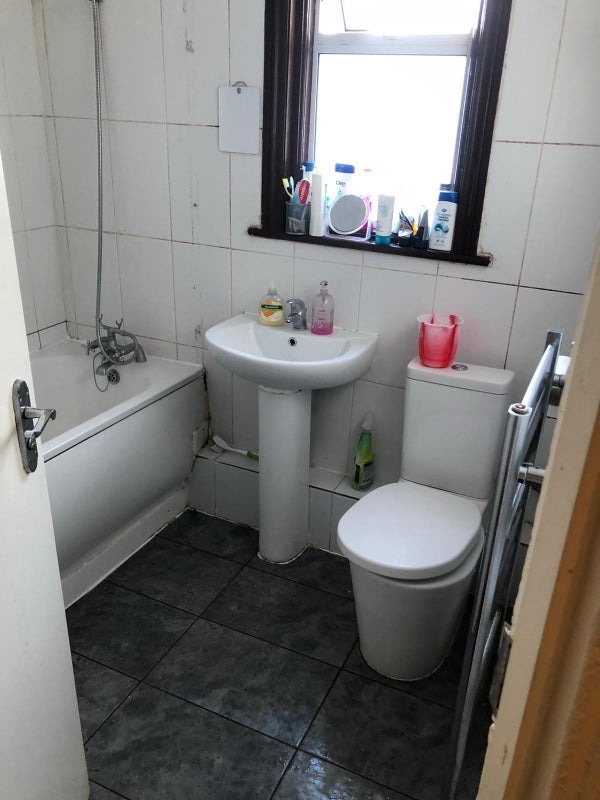 Room Sibley Grove in Greater London