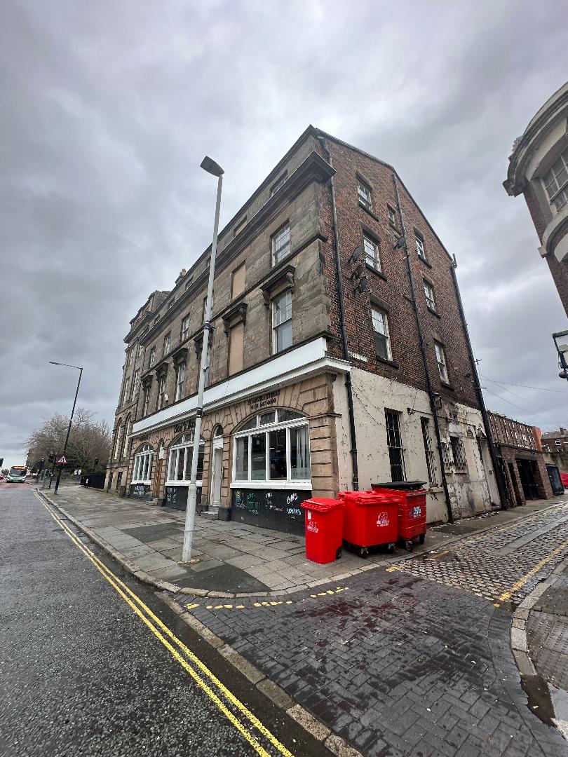 Flat Douglas Street in Birkenhead