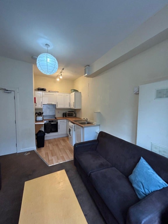 Flat Fowler Terrace in City of Edinburgh