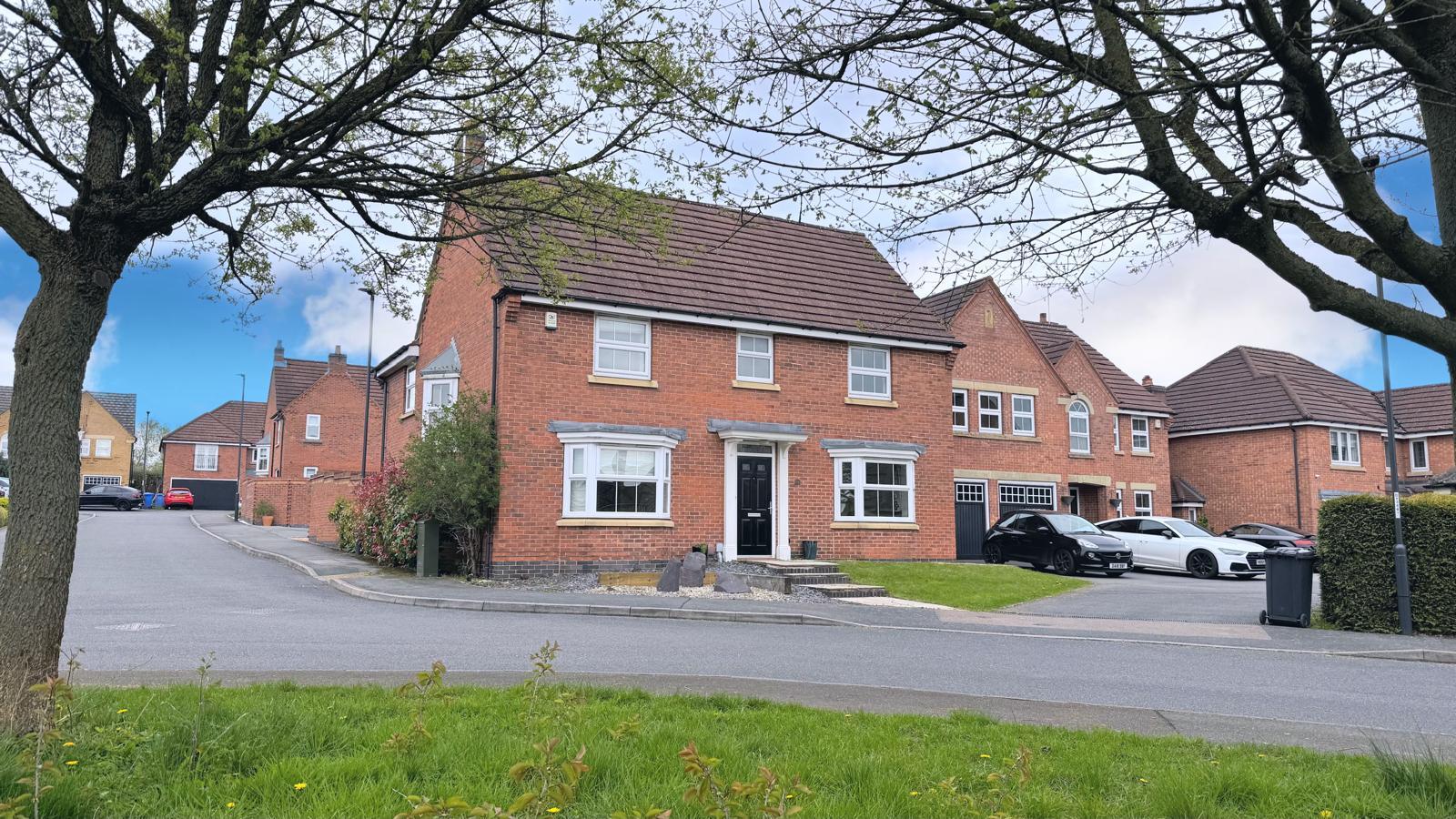 Flat Middlefield Close in Derby