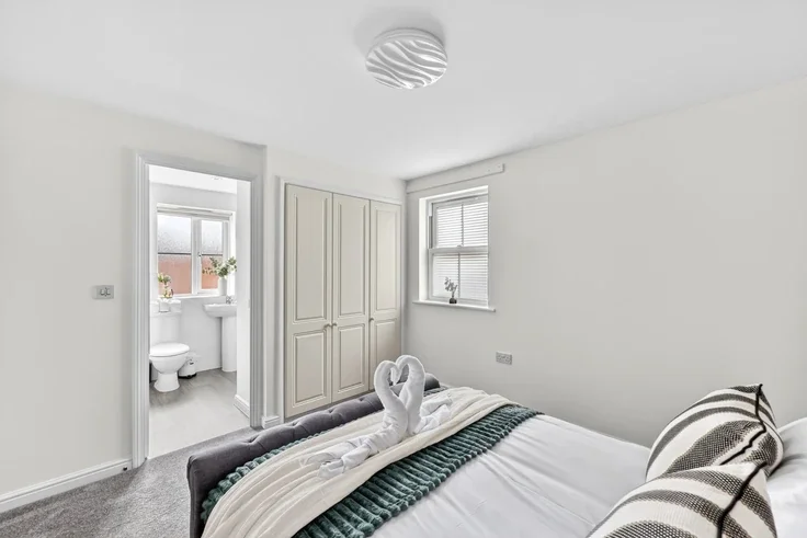 House Russet Close in Ravensden