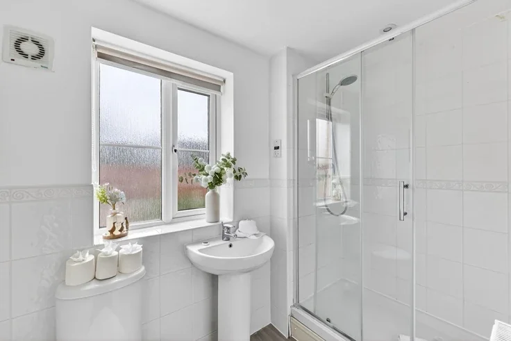 House Russet Close in Ravensden
