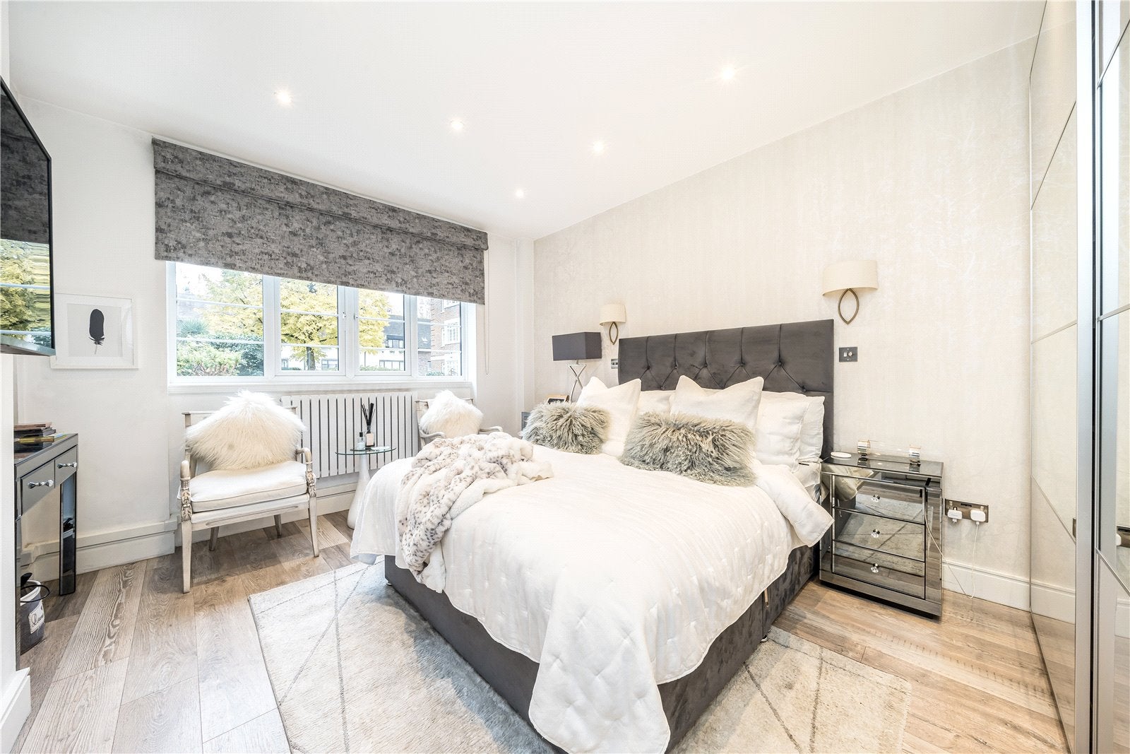 Flat Logan Place in Greater London