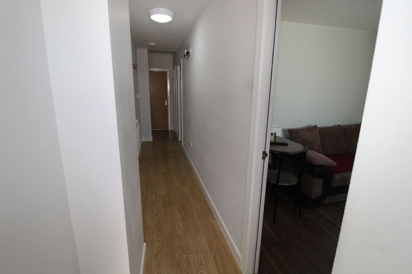 Flat Hawkins Street in Preston