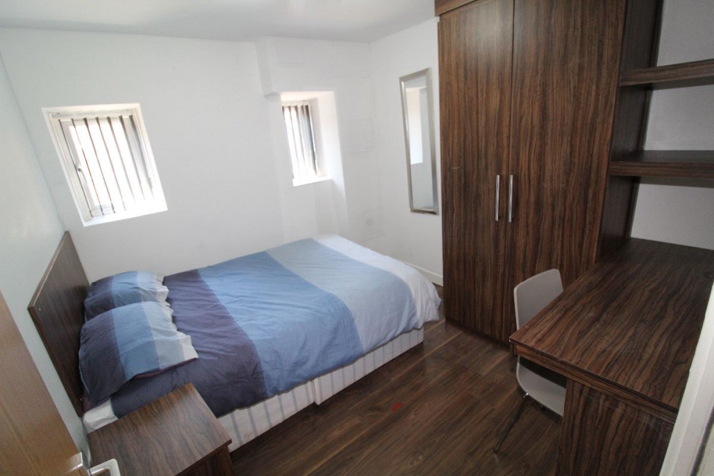 Flat Hawkins Street in Preston