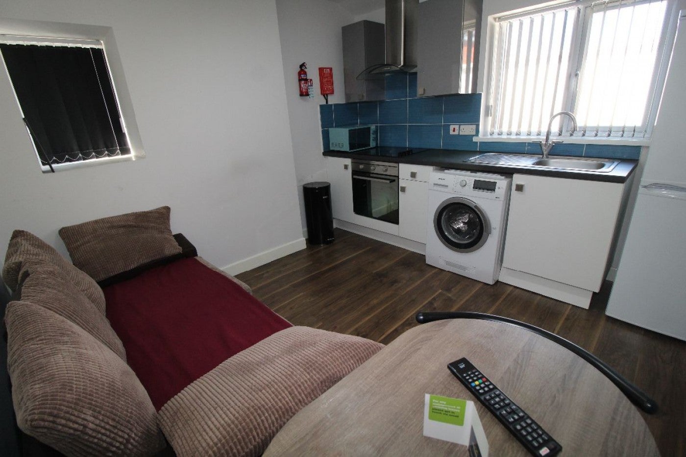 Flat Hawkins Street in Preston