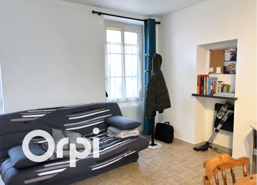 Flat D 73 in Les Essarts-le-Roi