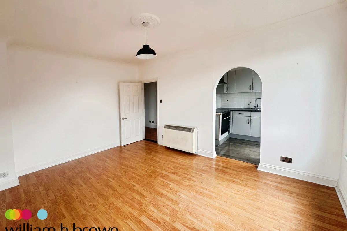 Flat Carnarvon Road in Clacton-on-Sea