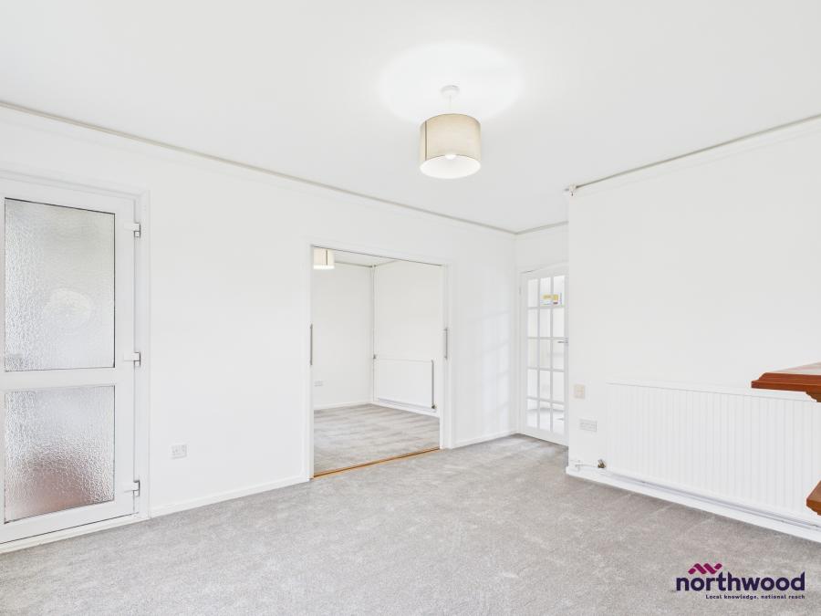 Flat Farlaine Road in Eastbourne