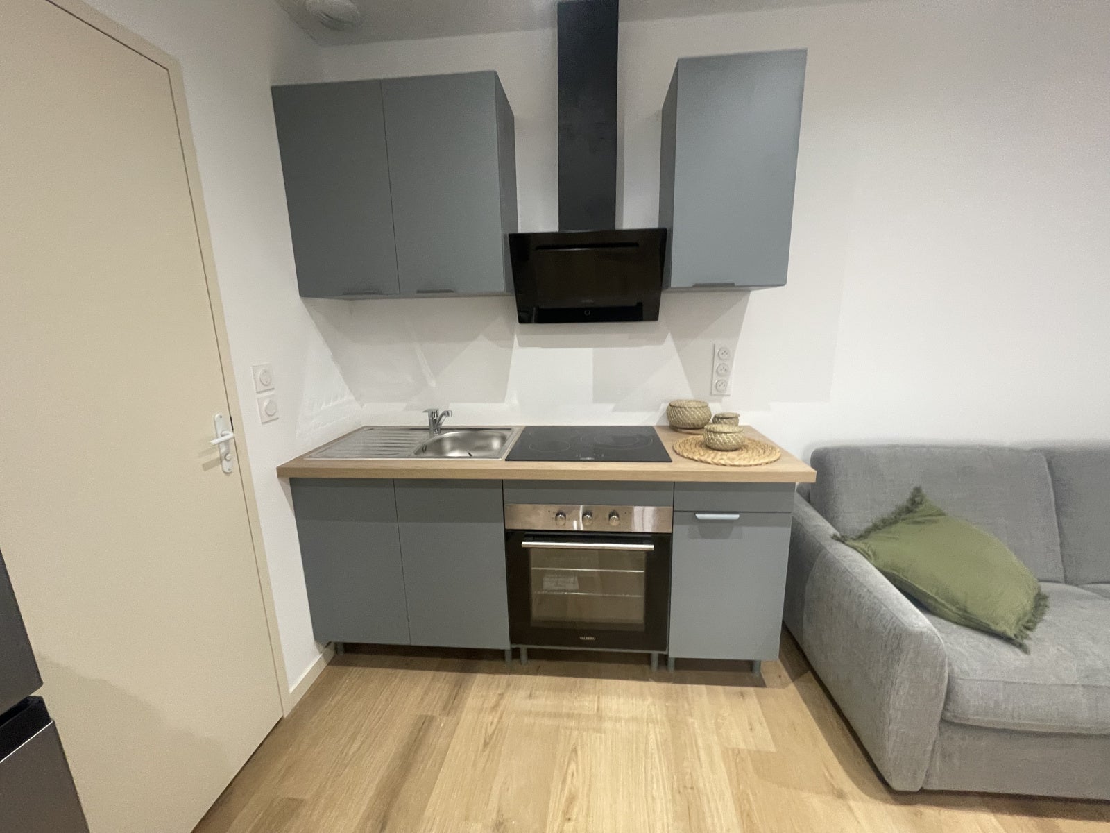 Appartement Avenue de la Gare à Sathonay-Camp