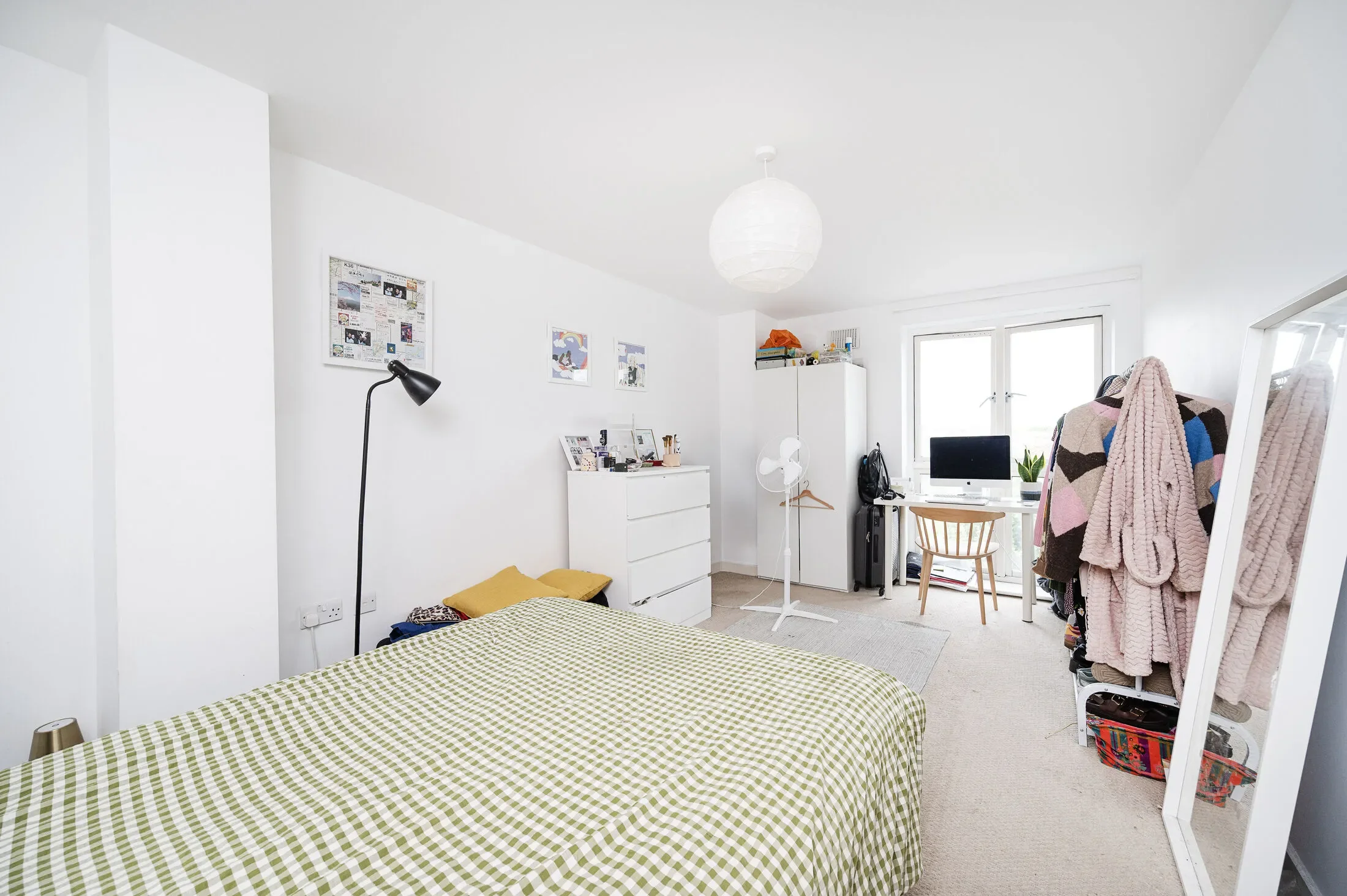 Flat Lacey Mews in Greater London