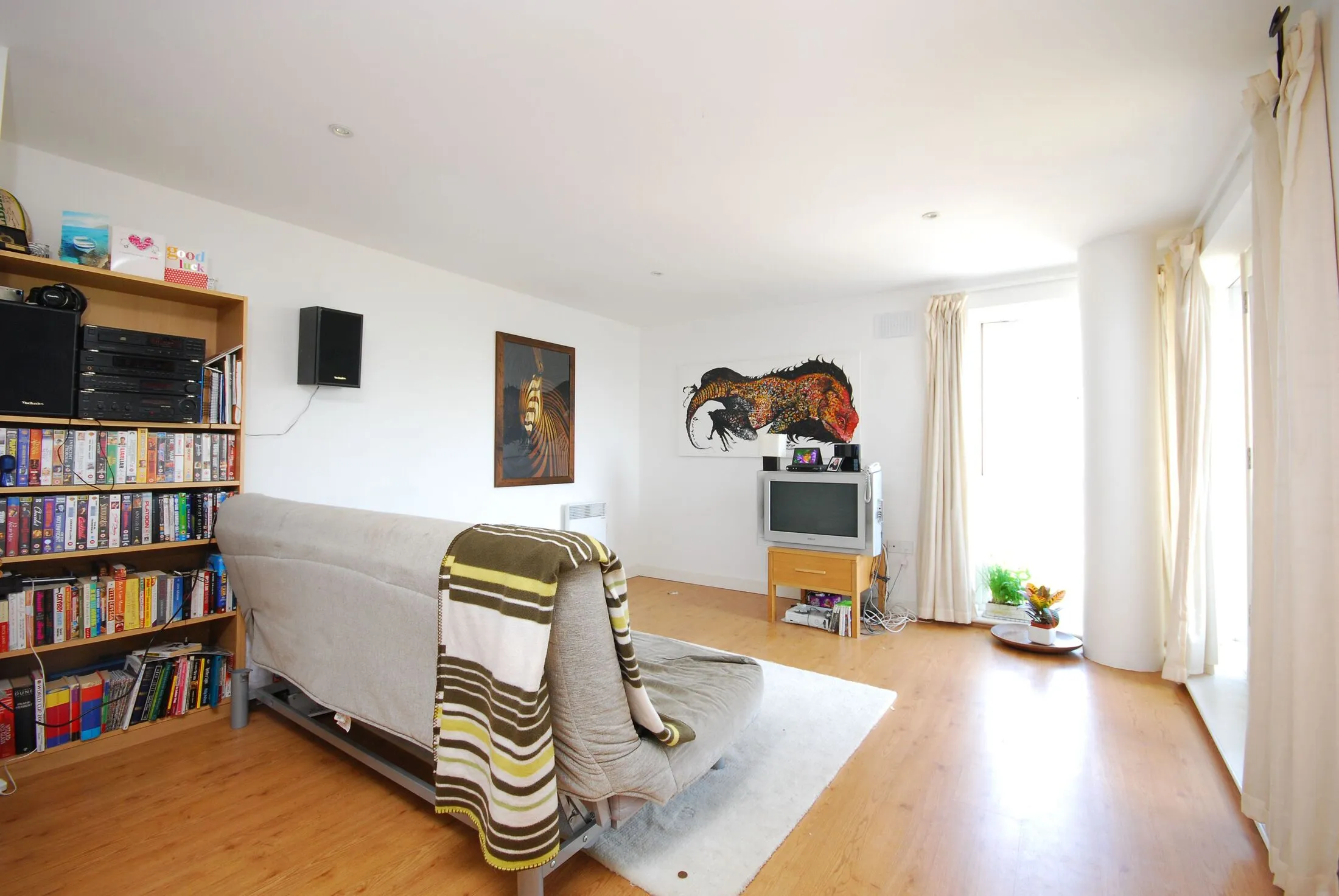 Flat Lacey Mews in Greater London
