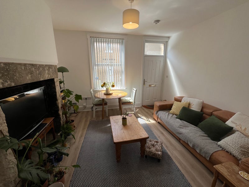 Room Stansfield Street in Calderdale