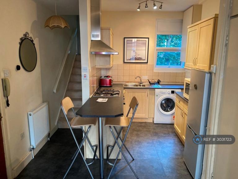 Flat Milton Road in Greater London
