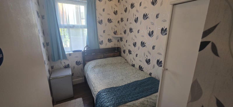 Room Dyson Street in Blackburn