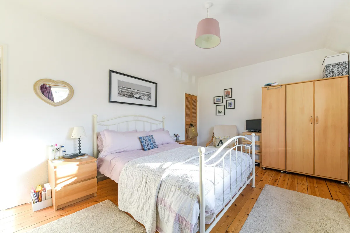 House Henty Walk in Greater London