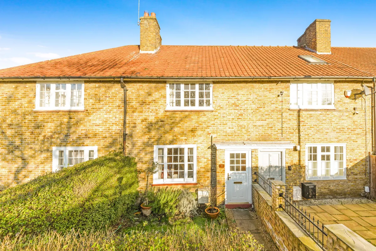 House Henty Walk in Greater London