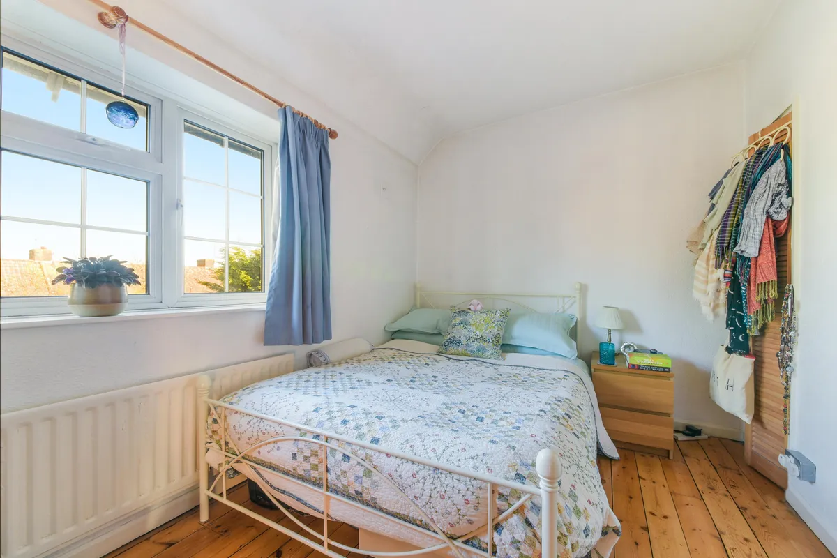 House Henty Walk in Greater London