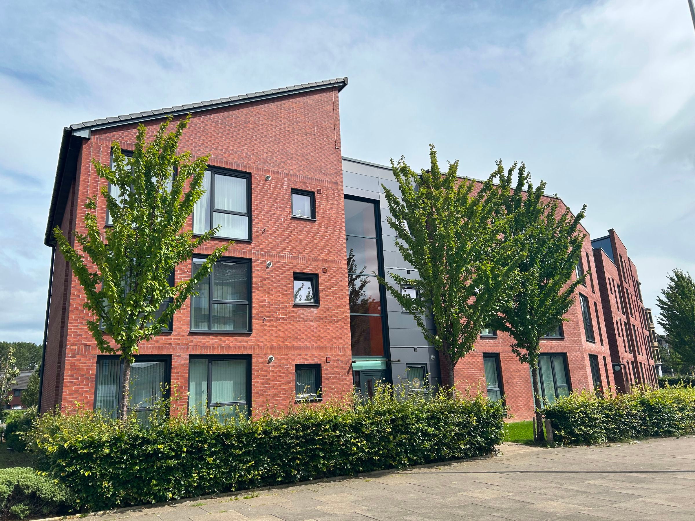Flat Govan Road in Glasgow
