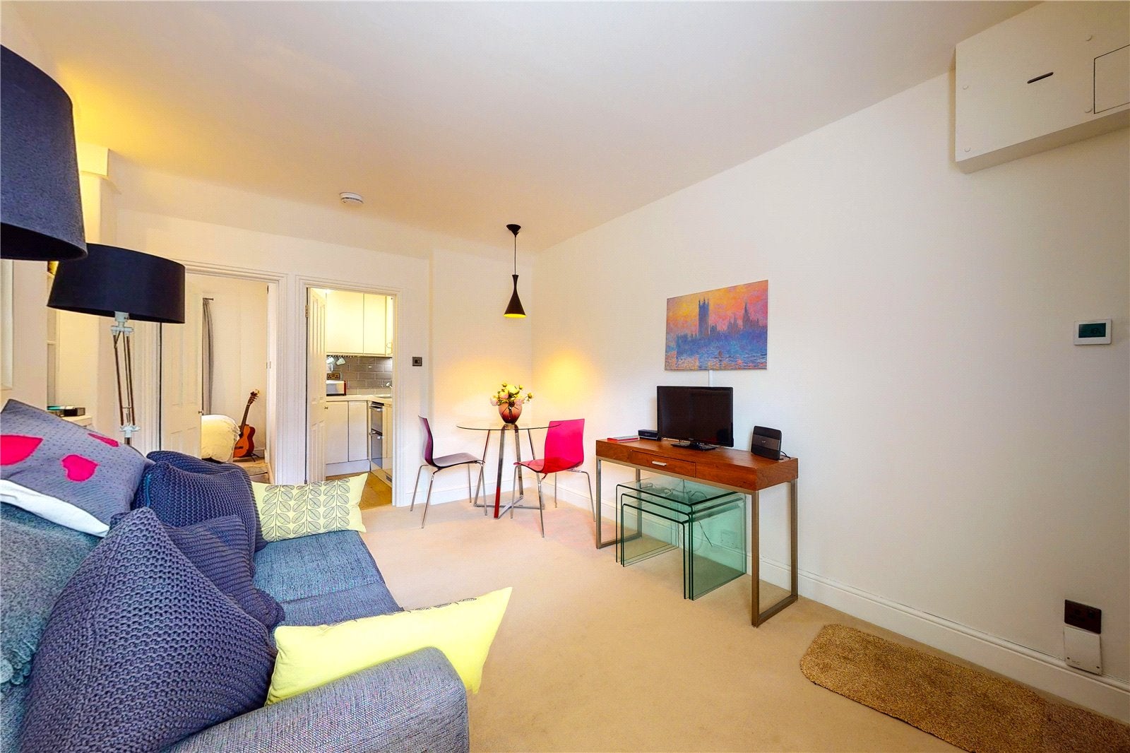 Flat Martlett Court in City of Westminster