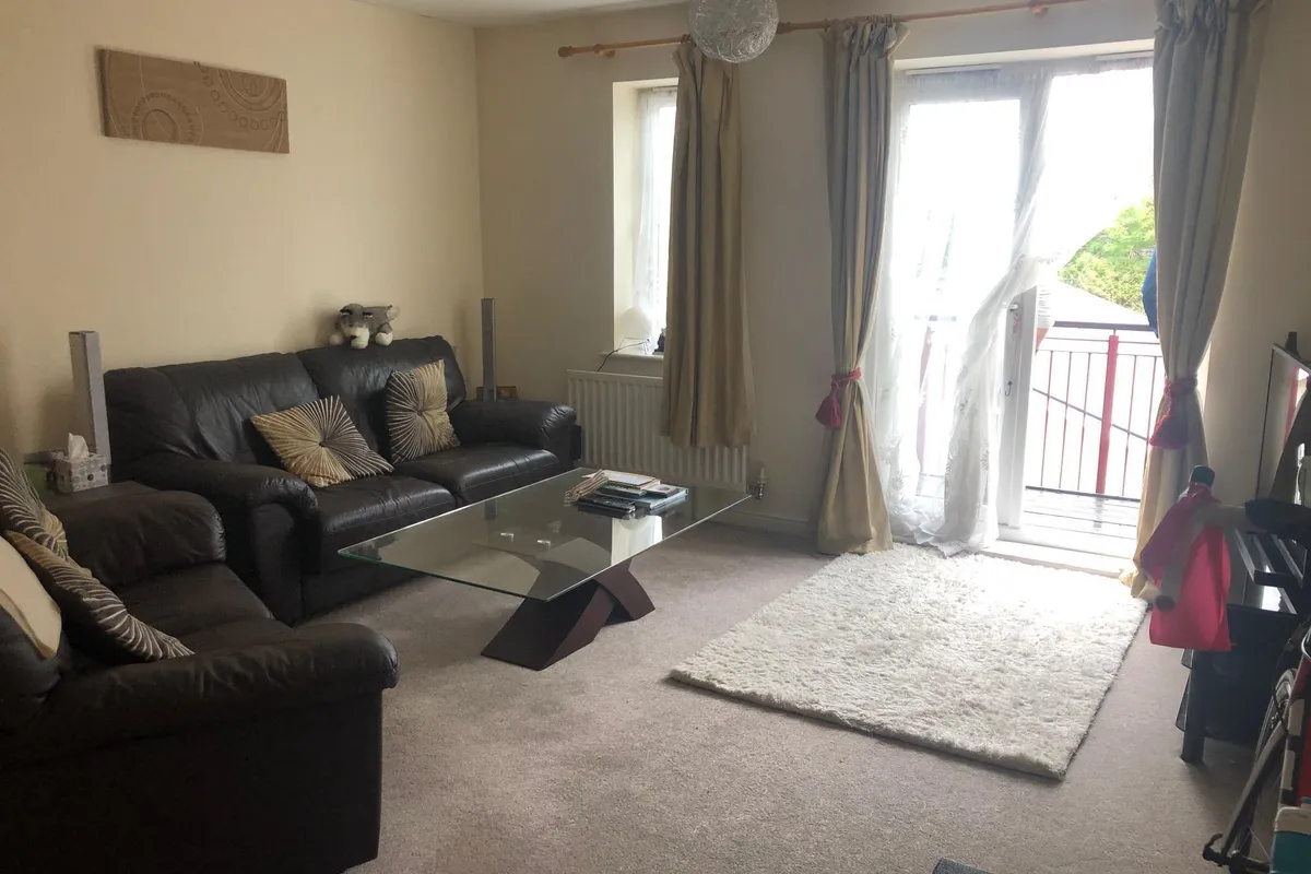 Flat Coxhill Way in Aylesbury