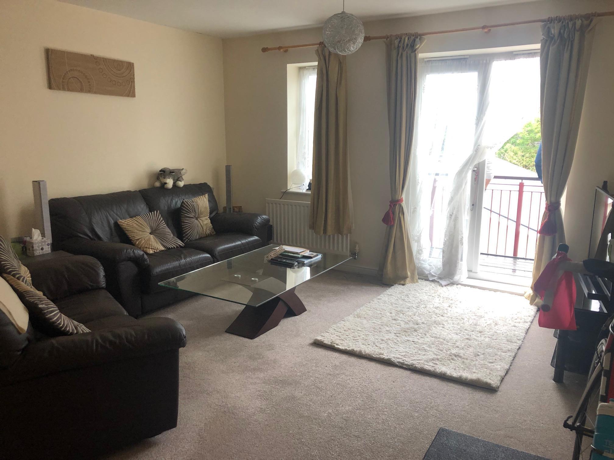 Flat Coxhill Way in Aylesbury