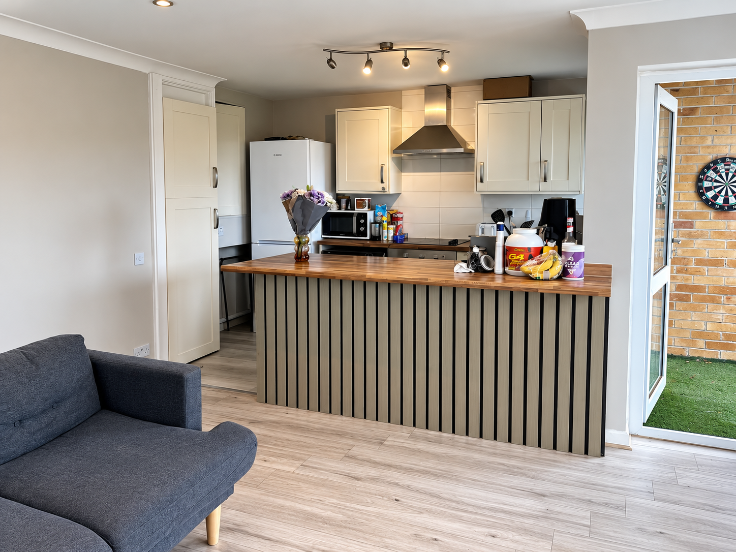 Flat Hazelwood Road in Bristol