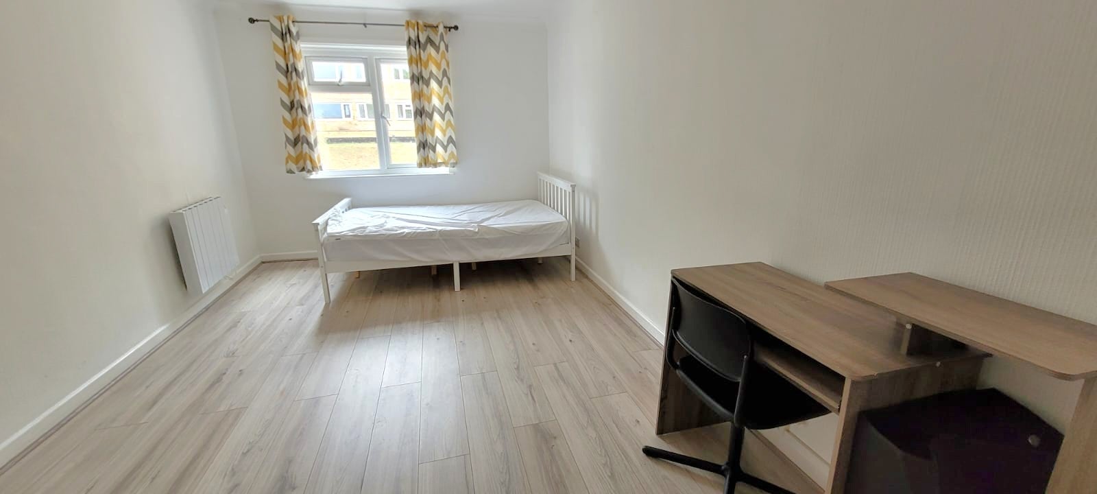 Flat Hazelwood Road in Bristol