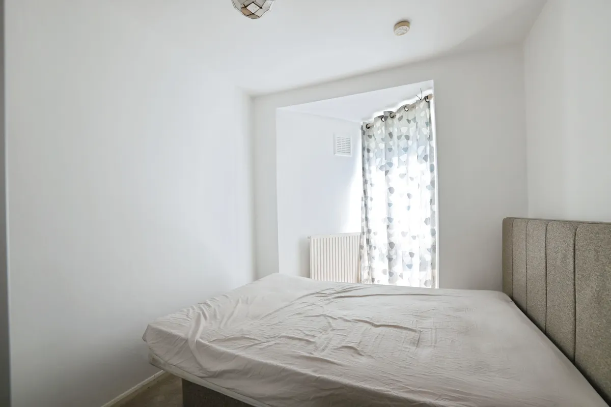 Flat Kensington Avenue in Watford