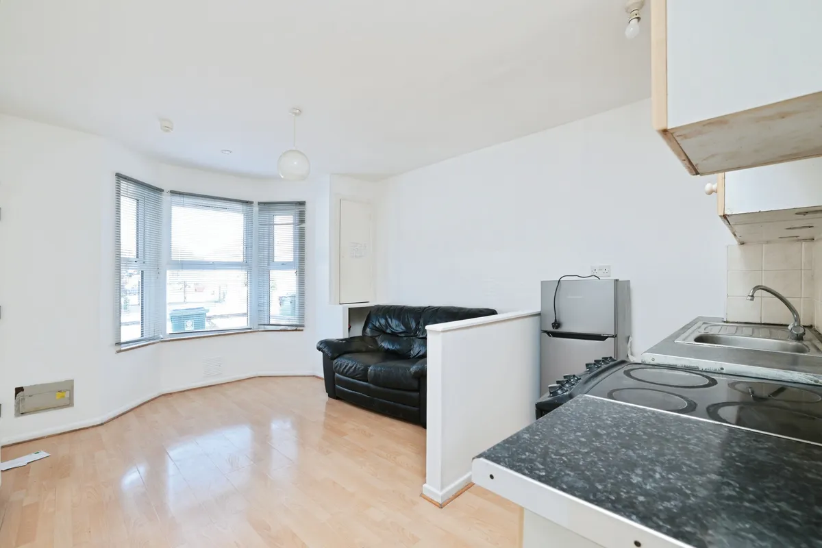 Flat Kensington Avenue in Watford
