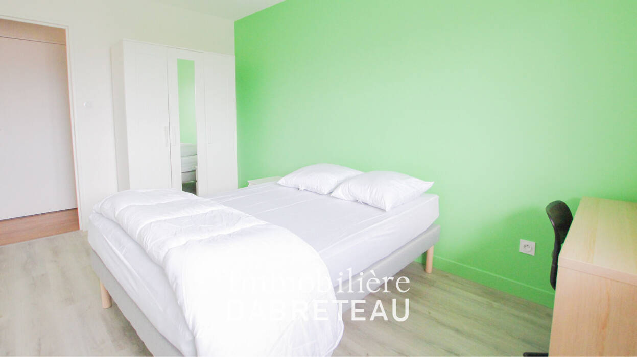 Flat Rue Maryse Bastié in Lyon