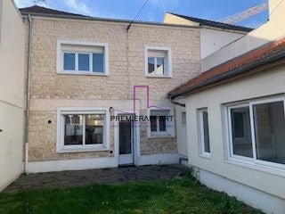 Maison Rue Rosa Luxembourg à Houilles