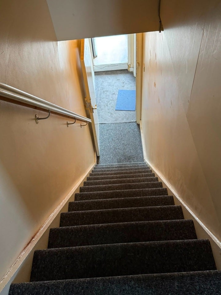 Flat Buckingham Road in Greater London