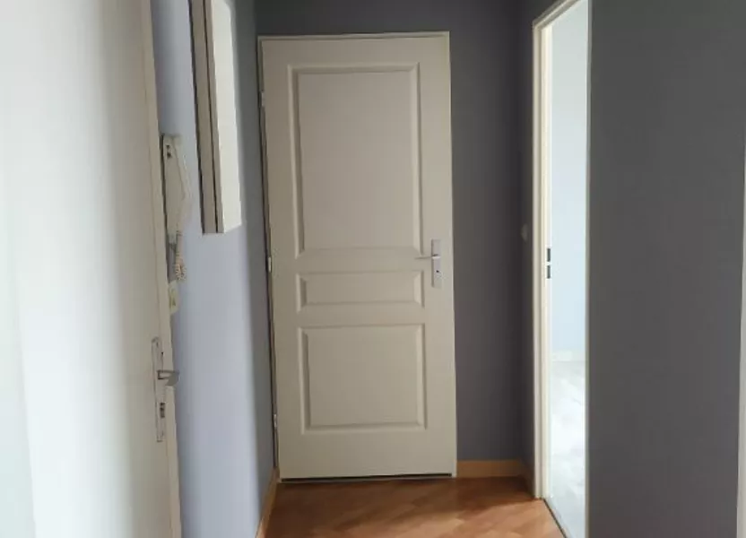 Appartement Place de la Croix Blanche à Compiègne