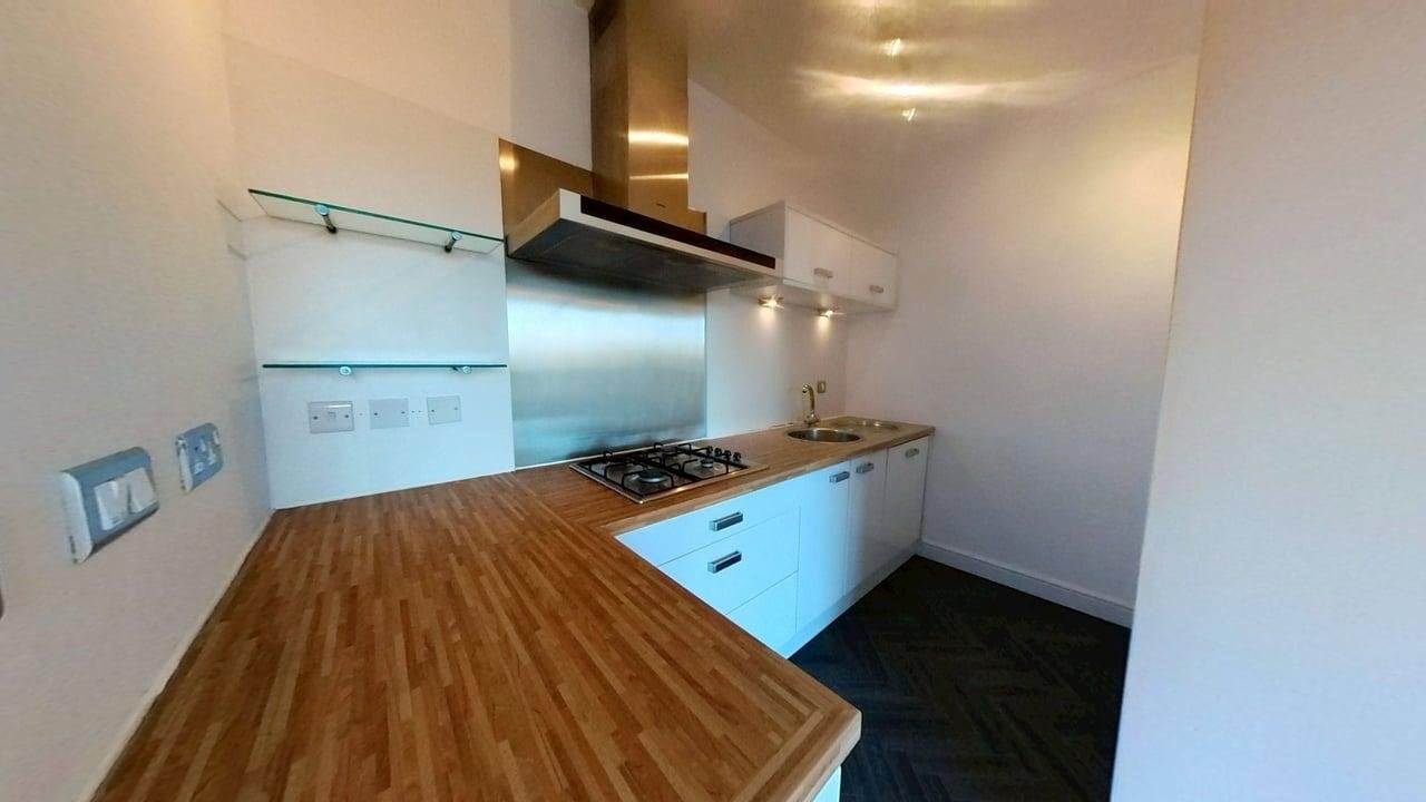 Flat Mavisbank Gardens in Glasgow