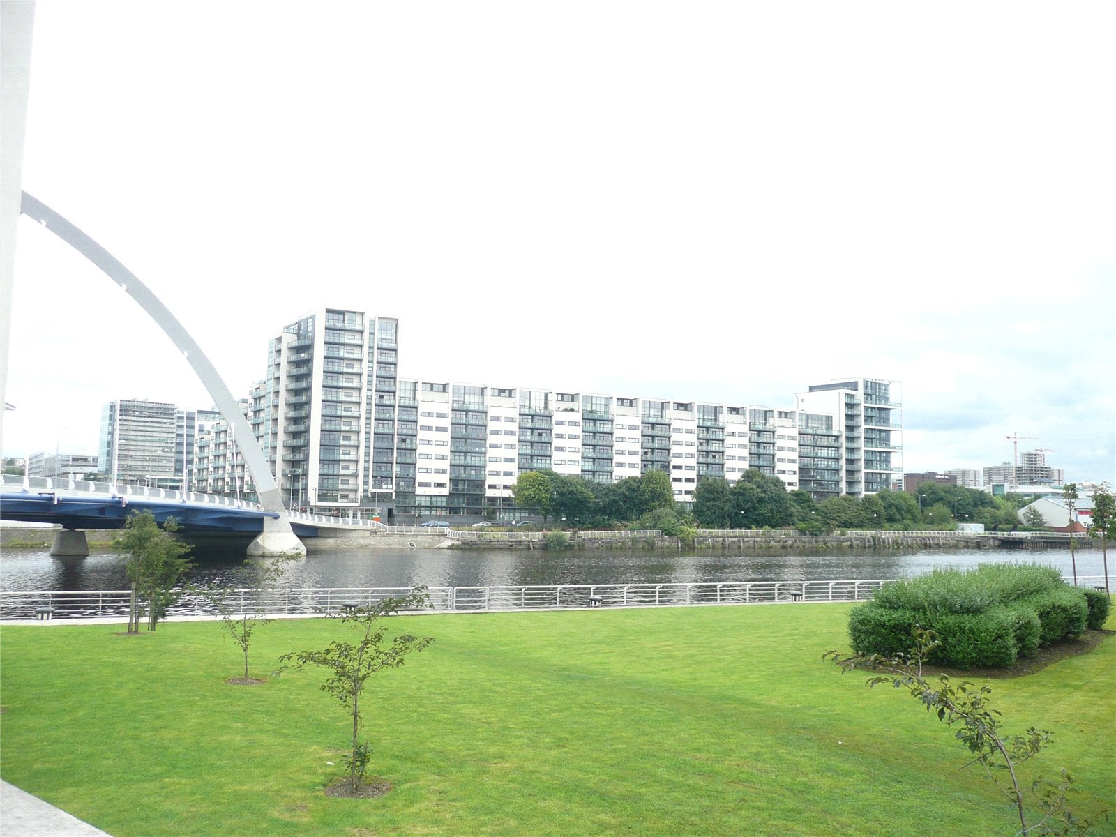 Flat Mavisbank Gardens in Glasgow