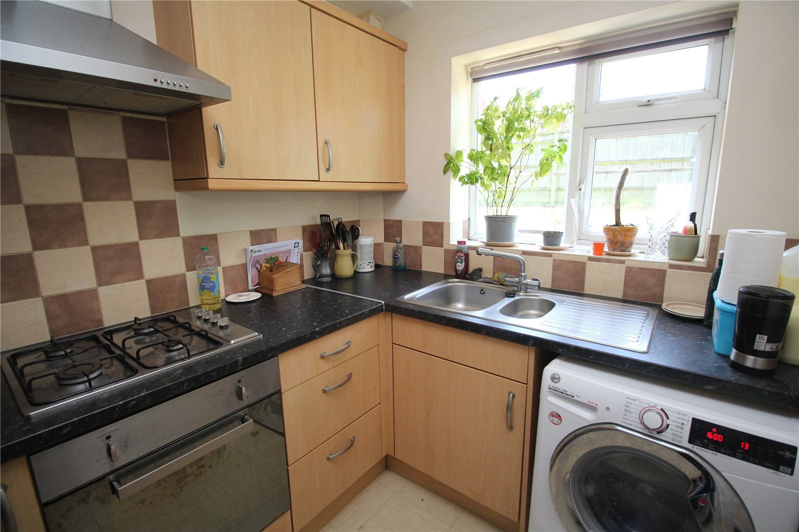 House Lambton Close in East Hampshire