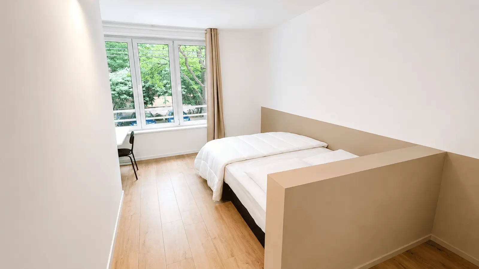 Room Avenue Louise Michel in Lille
