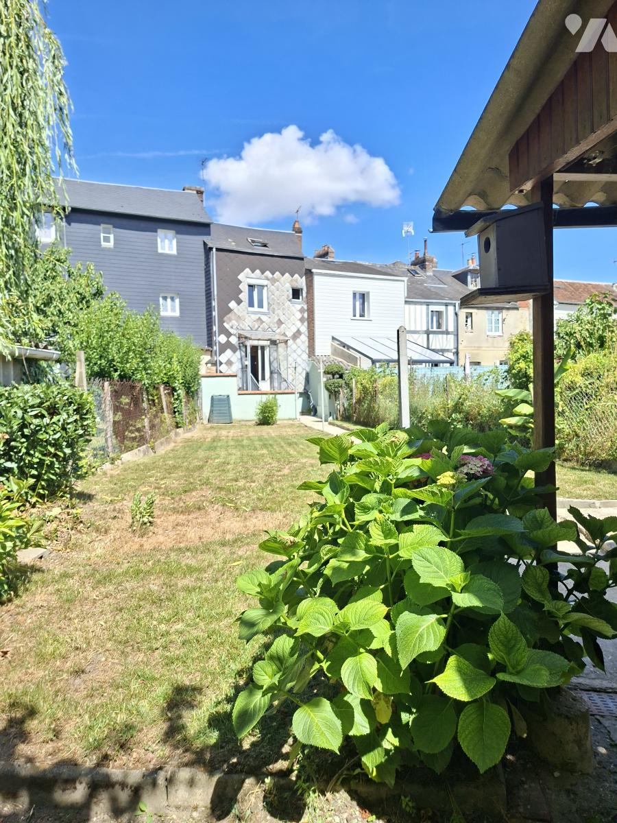 House Rue du Camp Franc in Lisieux